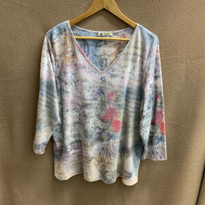 B03-Women's Unity World Wear Blouse 1X Purple